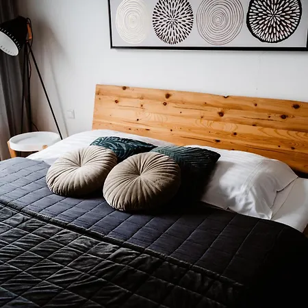 Ah Herberia Free Parking